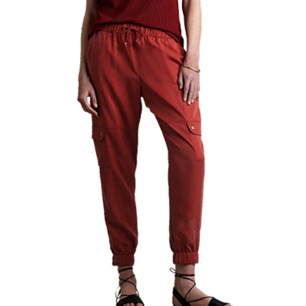 BNWT Banana Republic Factory lightweight Cargo Joggers Size XS Red